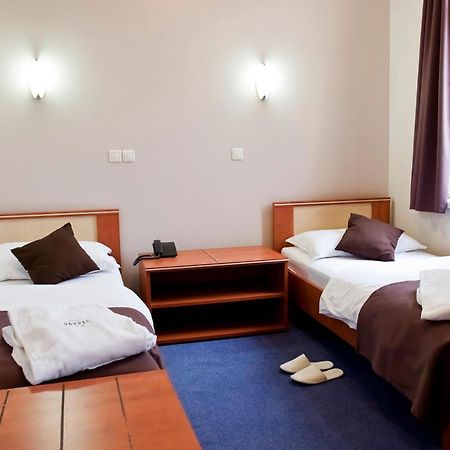 Hotel Pakrac Екстериор снимка