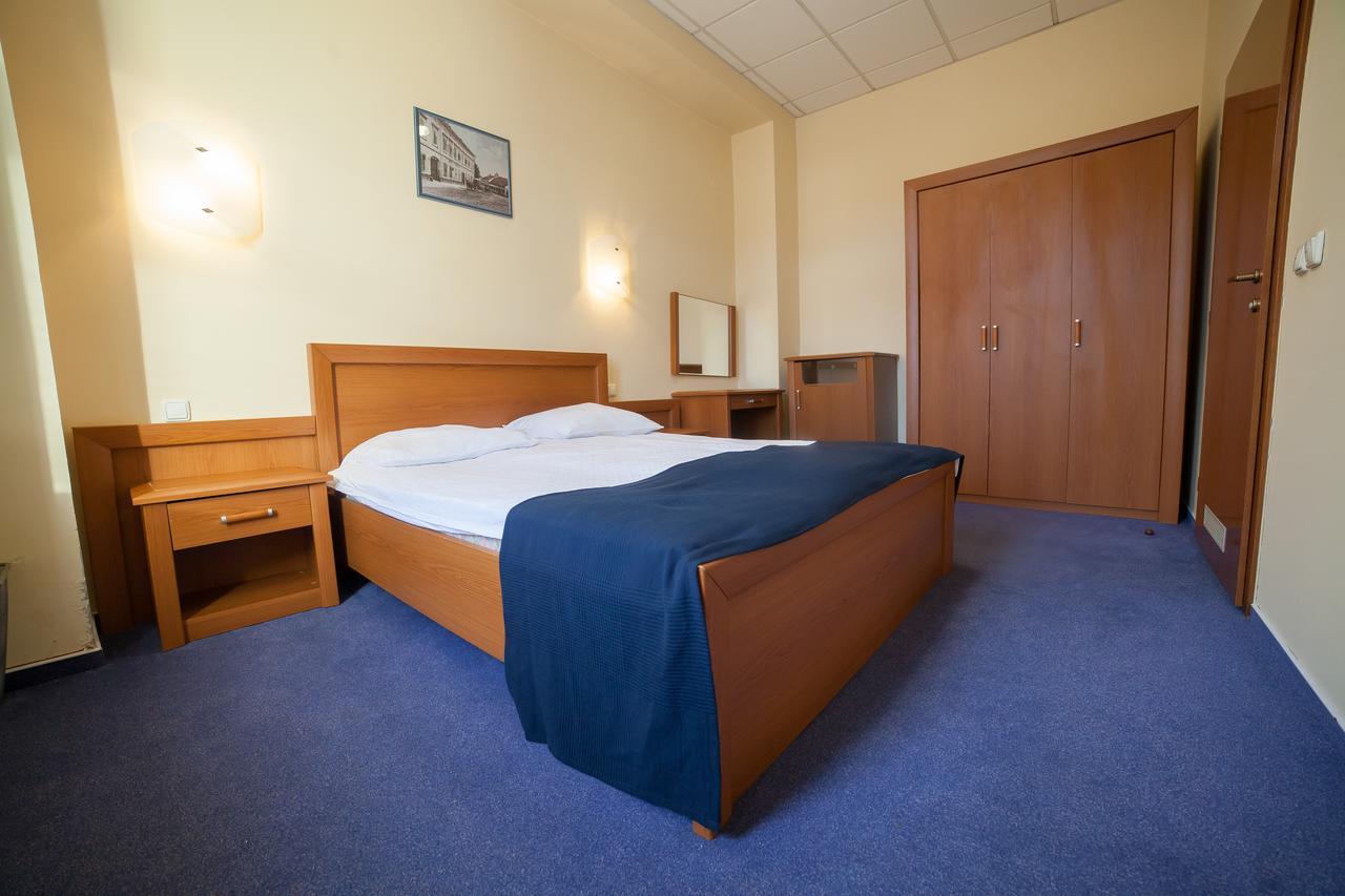 Hotel Pakrac Екстериор снимка